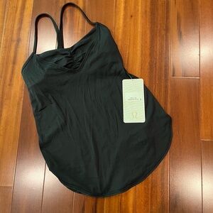 New NWT Lululemon Black Roll Out Tank Top Activewear Athletic Built In Bra Sz 2